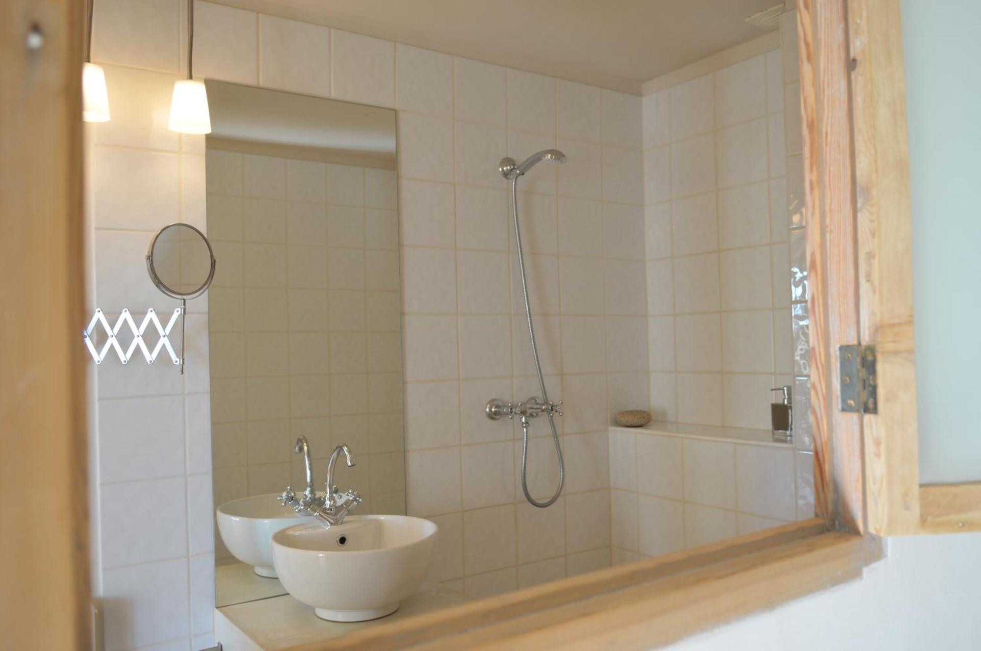 Songes Au Lit Du Fleuve Bed & Breakfast Cambes  Dış mekan fotoğraf